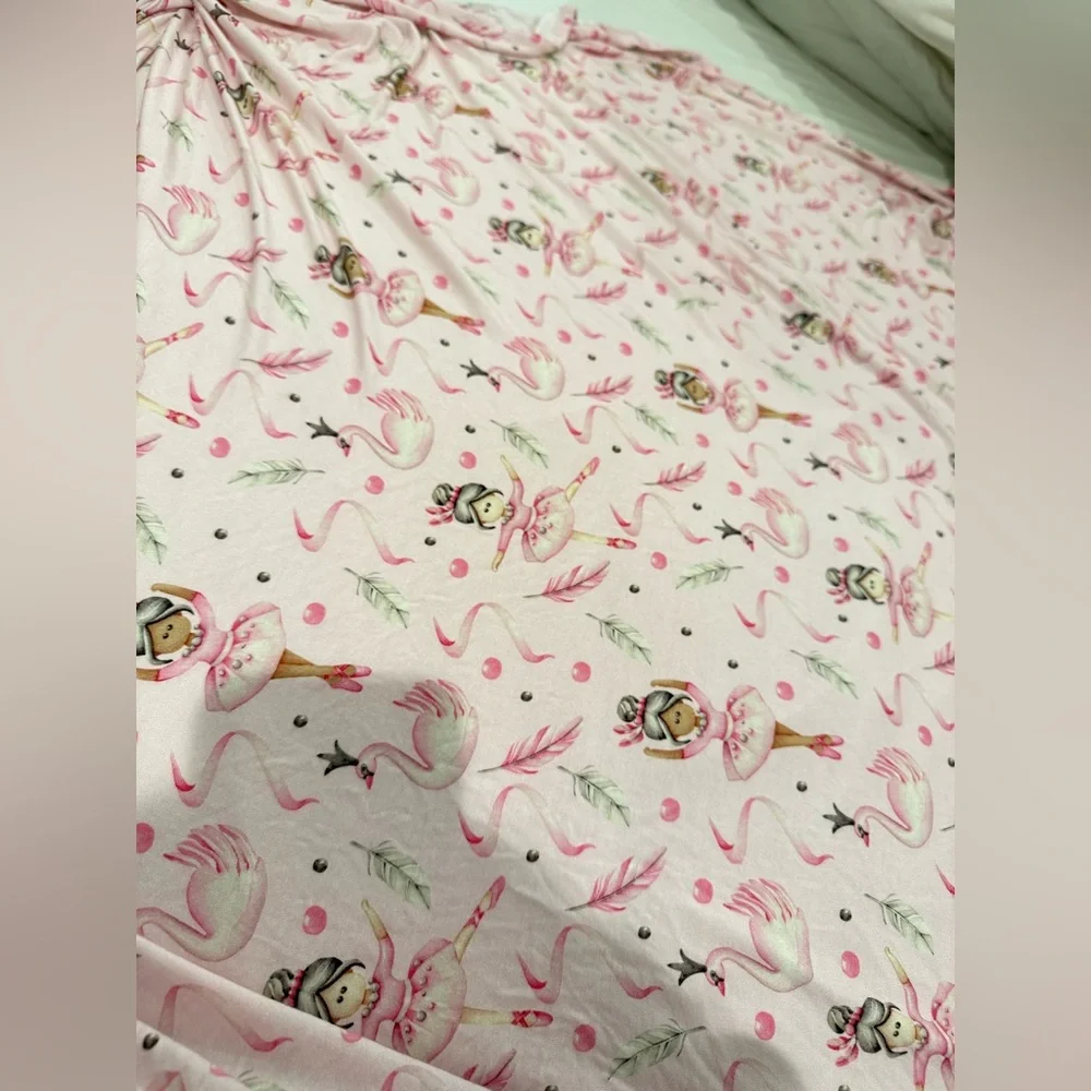 Pristine Lev Baby Ballerina Bamboo Viscose Baby Blanket - Picture 4 of 4